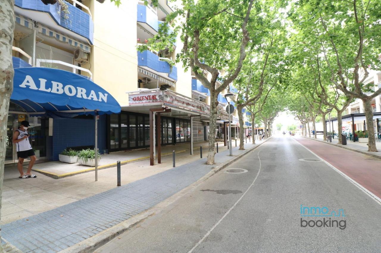 Apartamento Loft Alboran Salou, climatizado, piscina y wifi Exterior foto